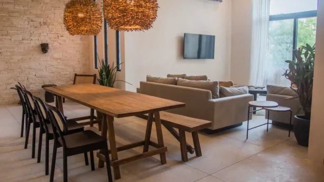 09. Condo Dining Living