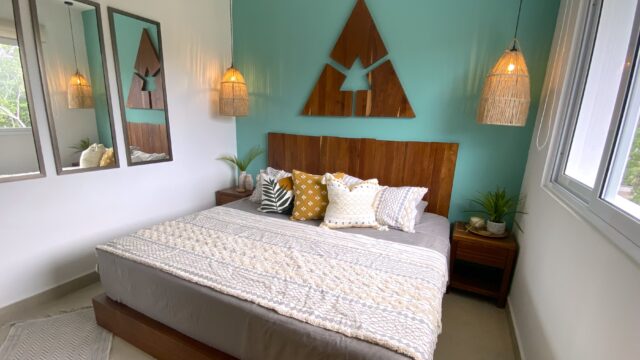 19 Bedroom Right 4