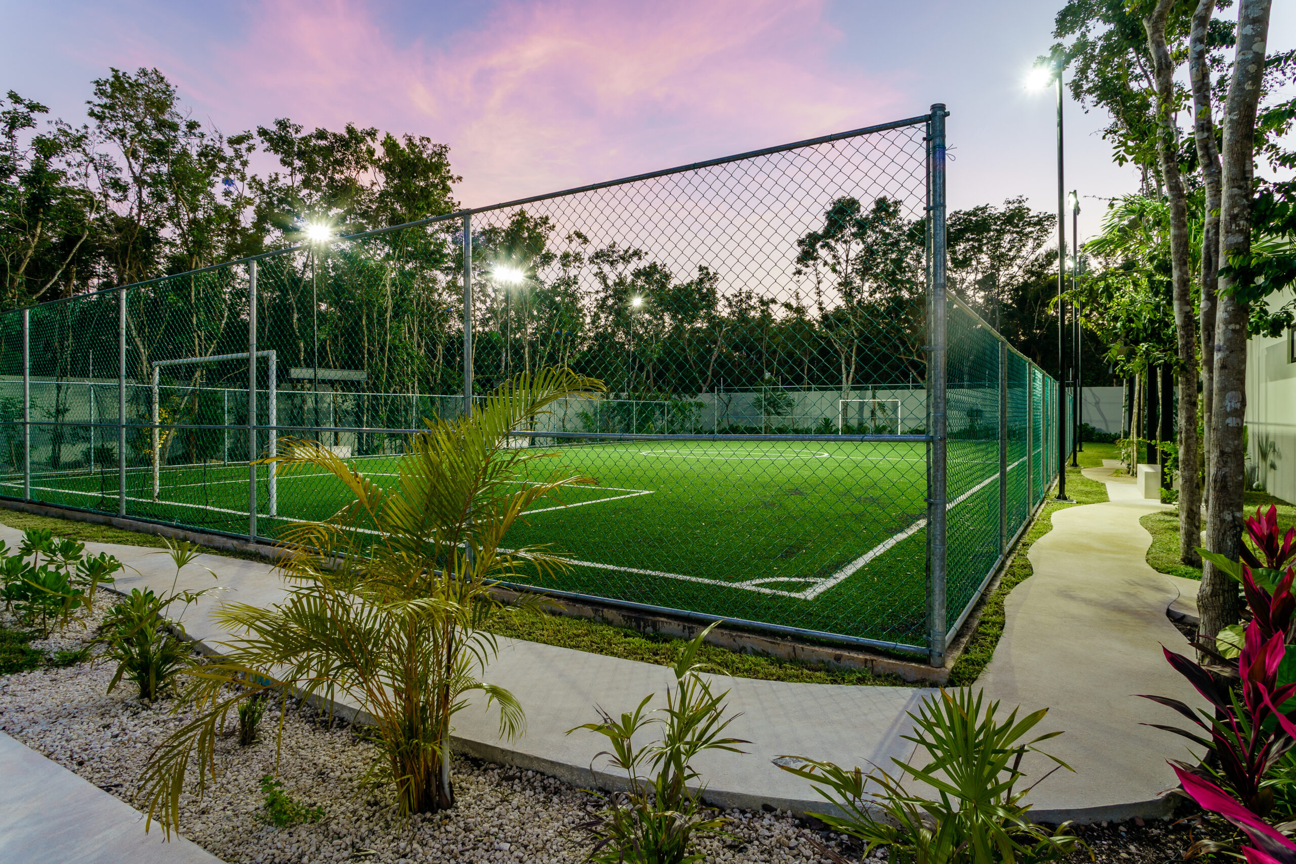 21. Cancha de tenis