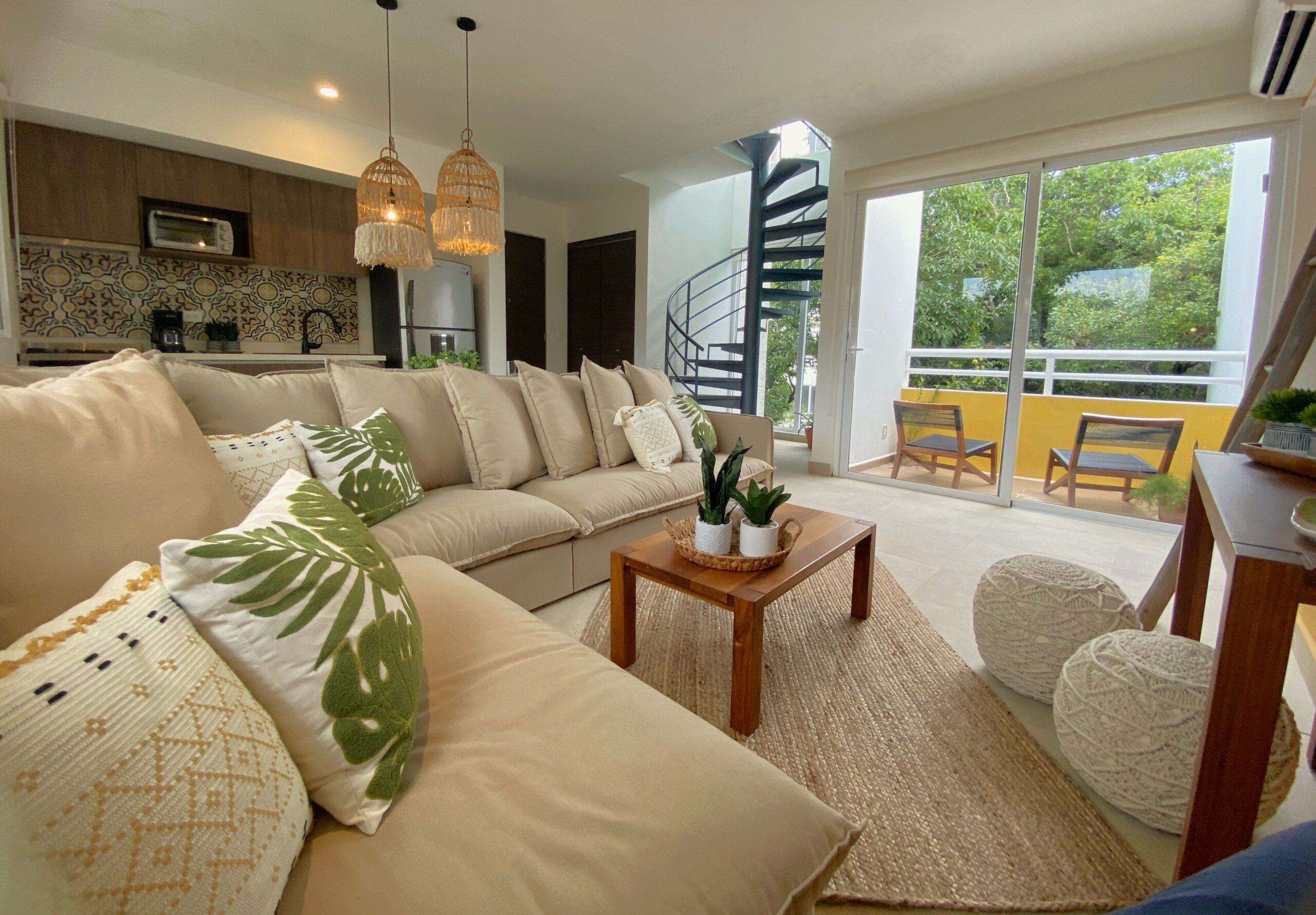 3 Full View with Balcony
