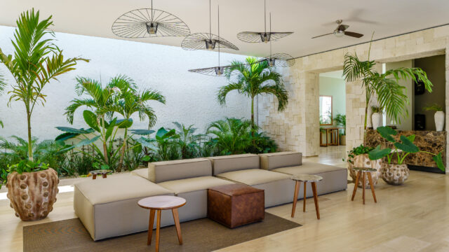5. Lobby
