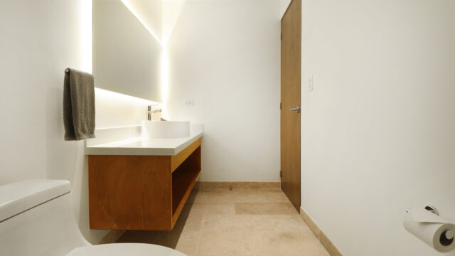 Baño recamara principal vista 2