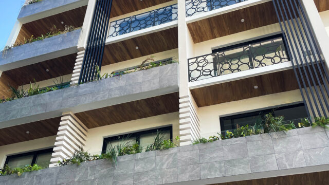 MY MENESSE IN PLAYA_-25
