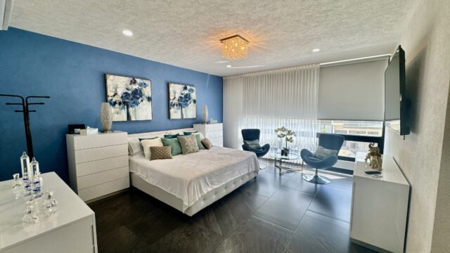 Master bedroom (2)