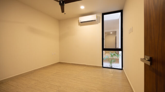 RETA Member Unit 04 Room 2