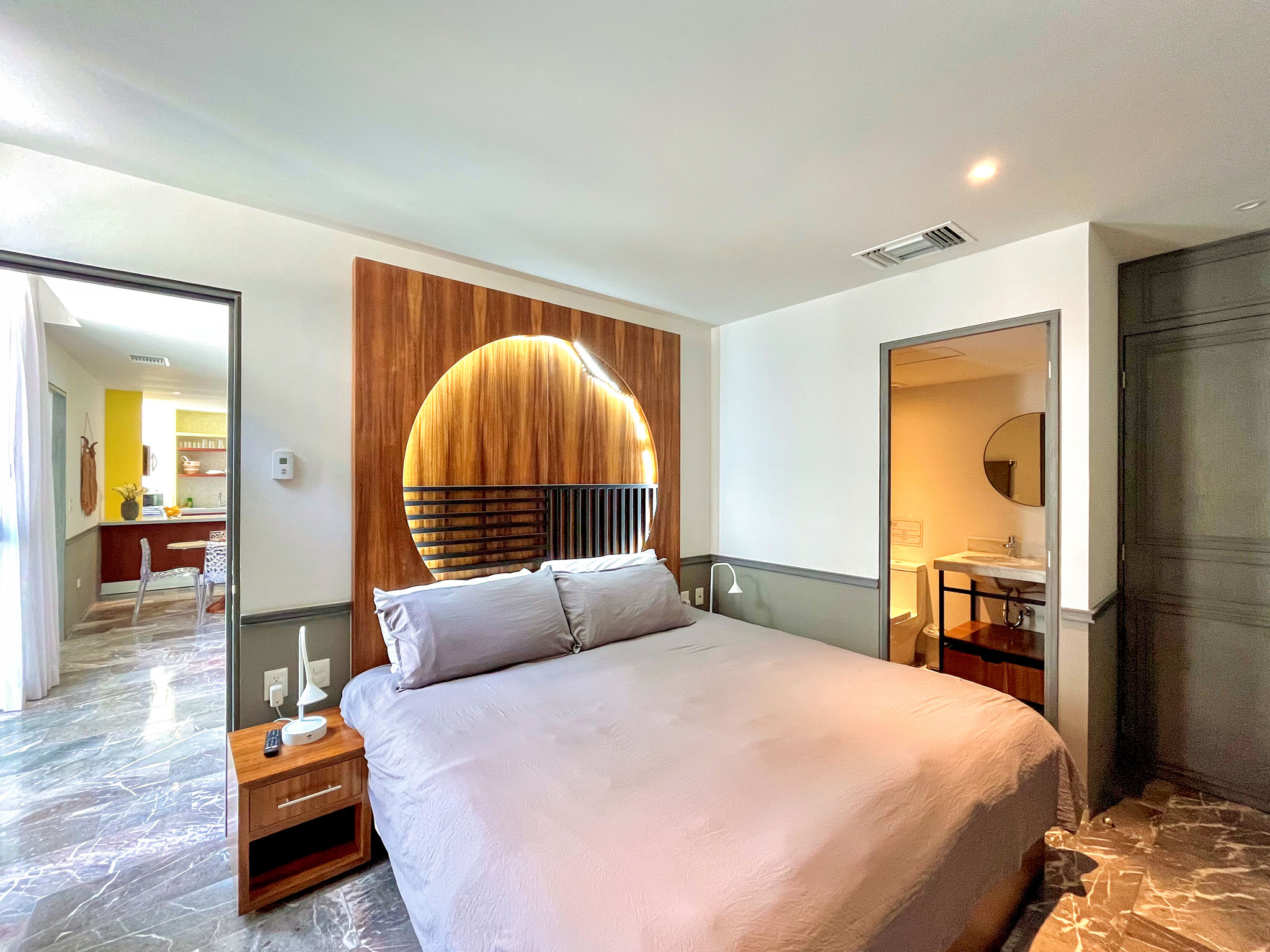 Singular-Joy-3-Bed-Condo-New-25