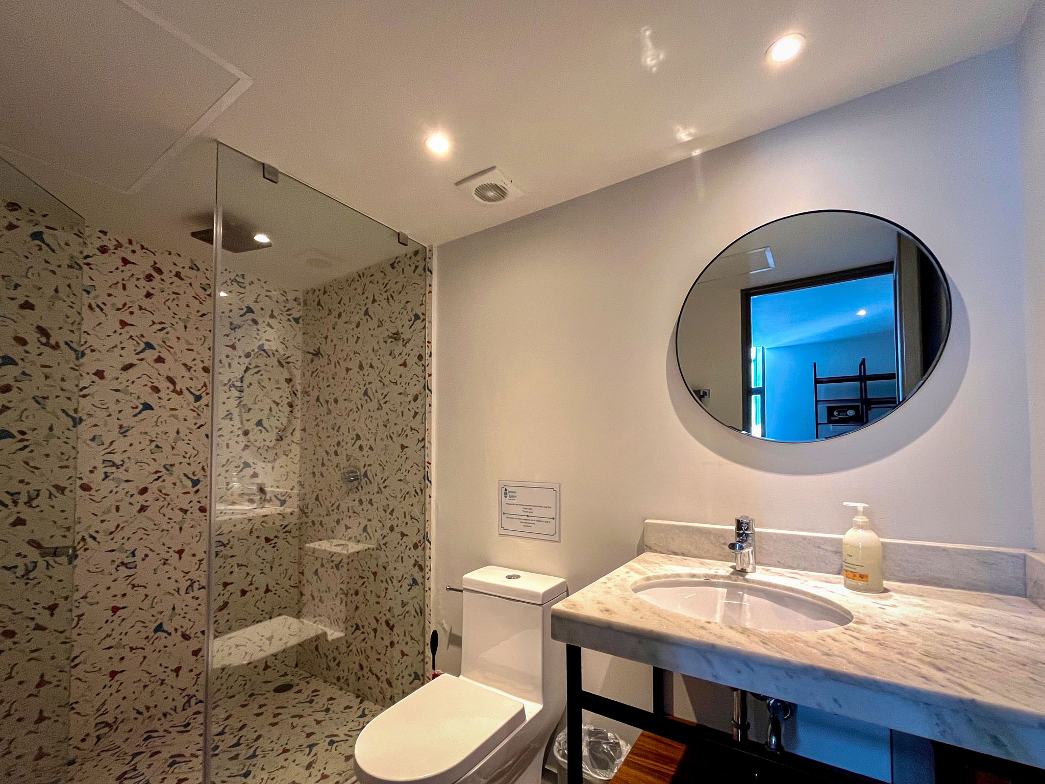Singular-Joy-3-Bed-Condo-New-27